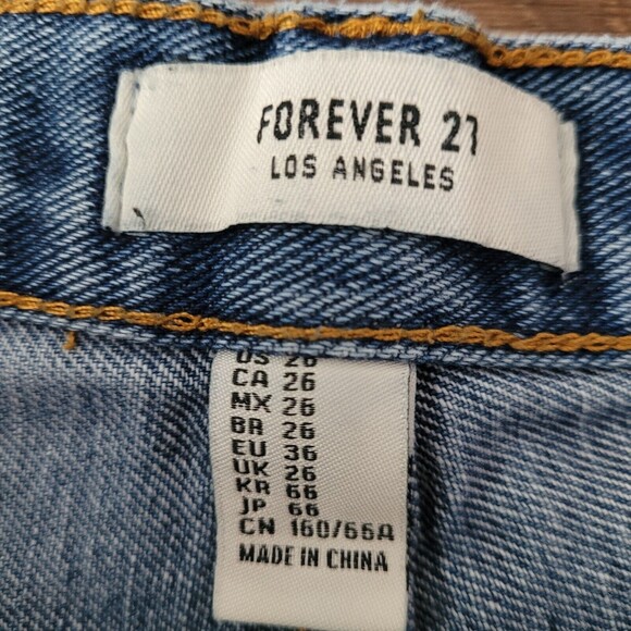 Forever 21 Rolled Hem Denim Jean Shorts Sz 26 Button Fly 2" Inseam 10" Mid Rise - Picture 6 of 7